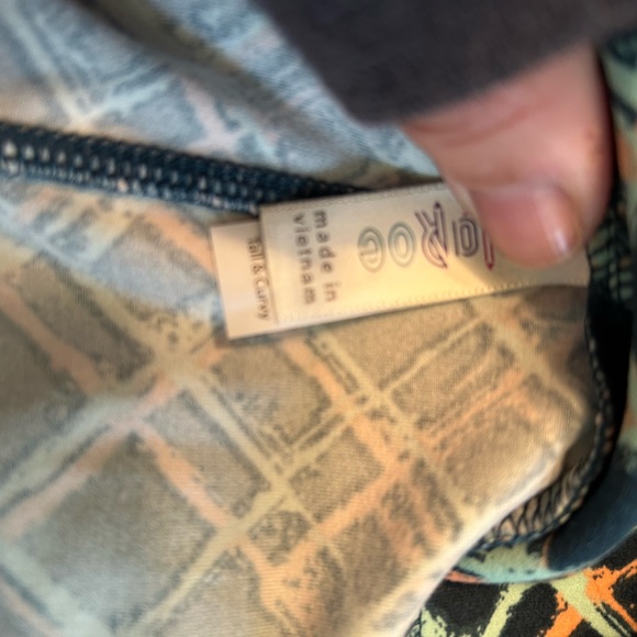 Size Large Zenana cardigan with 2 pair matching LuLaRoe TC Leggings Coral Blue - Picture 3 of 9